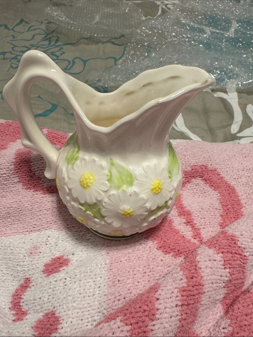 Enesco White Ceramic Daisy Pitcher with Yellow Centers and Green Leaves